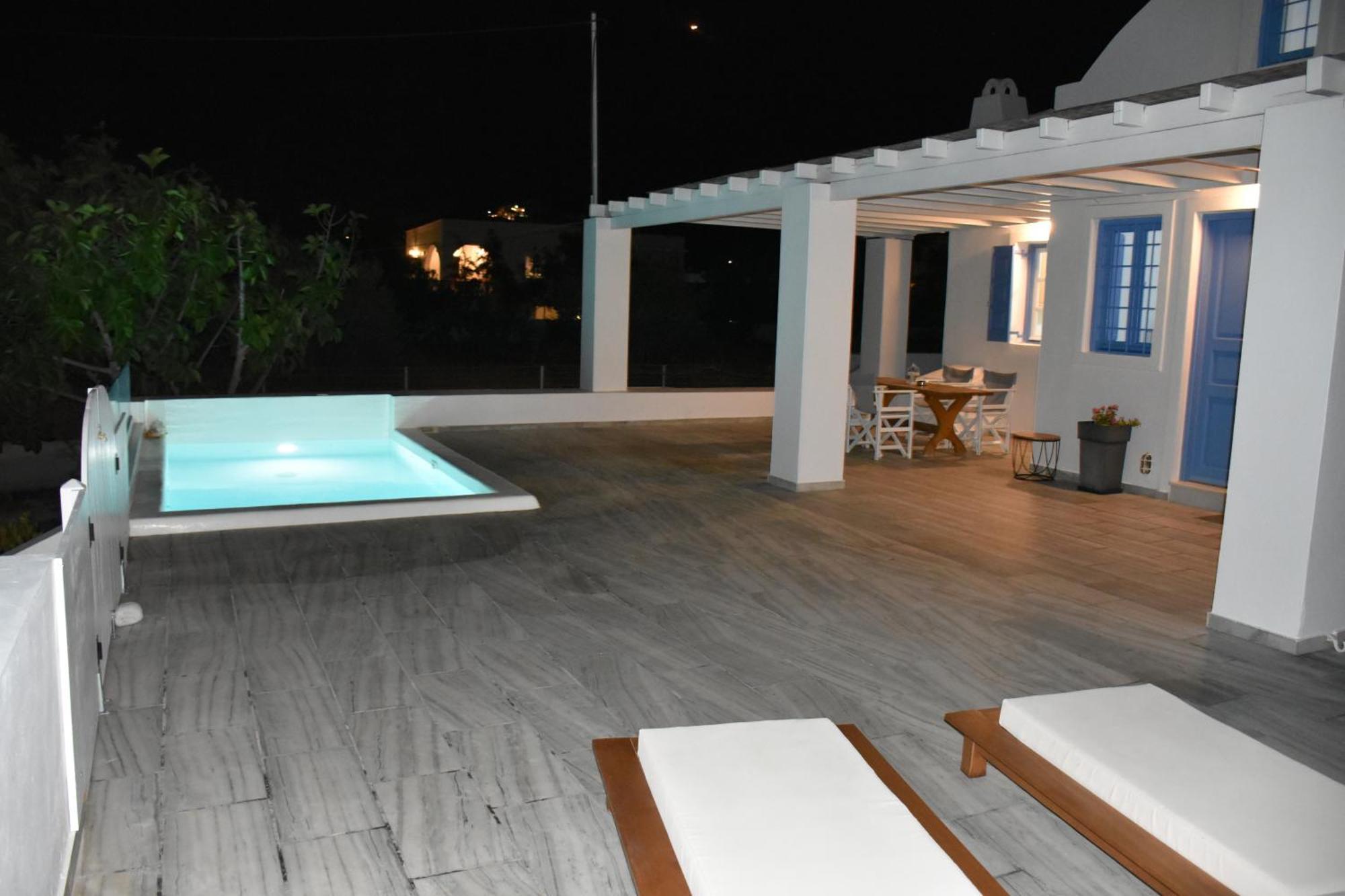 Spacious Veranda, House For 3, In The Village. Kamari  Exterior photo